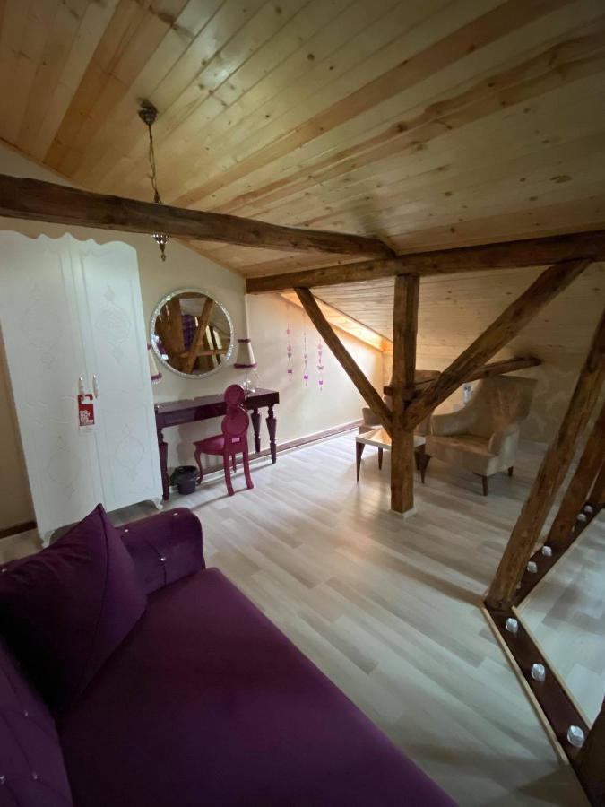 Otantik Shumen Hotel Kültér fotó