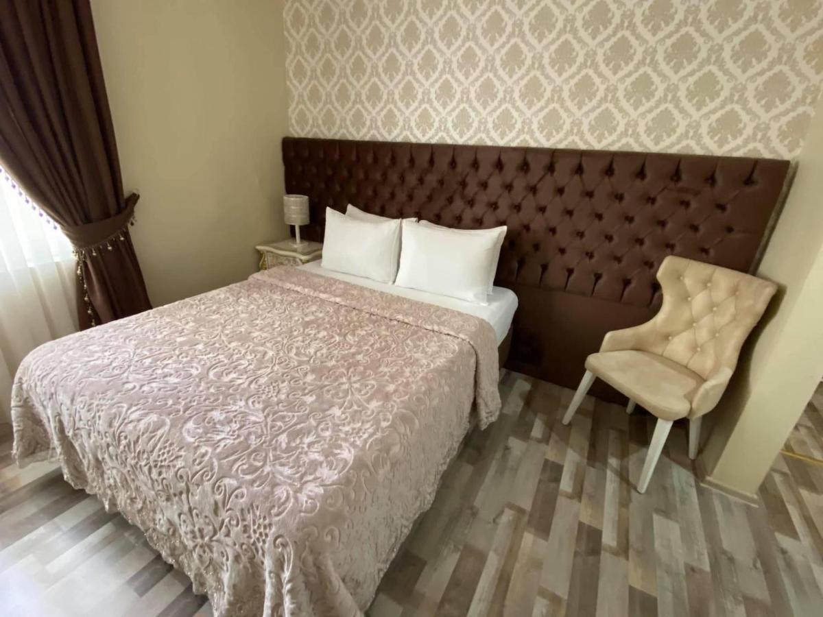 Otantik Shumen Hotel Kültér fotó