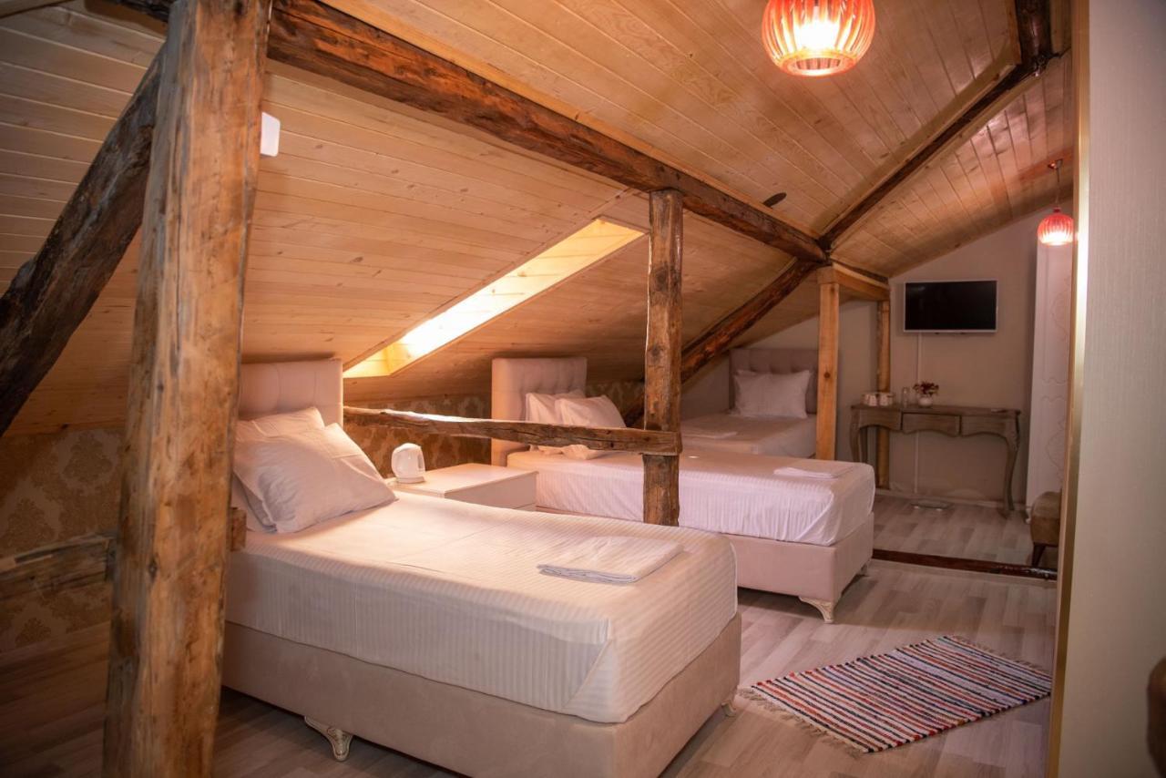 Otantik Shumen Hotel Kültér fotó