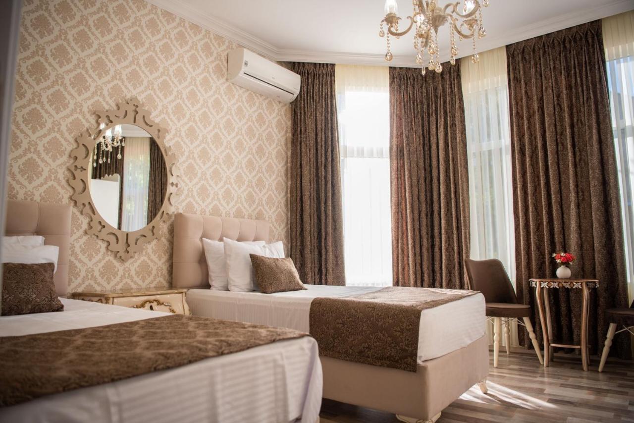 Otantik Shumen Hotel Kültér fotó