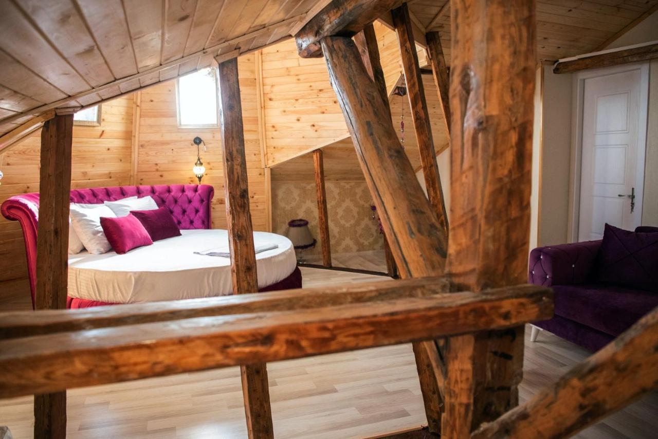Otantik Shumen Hotel Kültér fotó