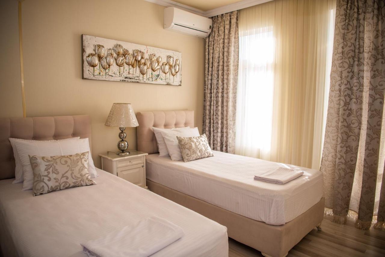 Otantik Shumen Hotel Kültér fotó